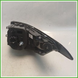 Fanale Fanalino Sinistro SX Hella 015.019.01AQ Peugeot 308 3 Serie 2021 9835299480 Originale Usato