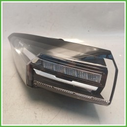 Fanale Fanalino Sinistro SX Hella 015.019.01AQ Peugeot 308 3 Serie 2021 9835299480 Originale Usato