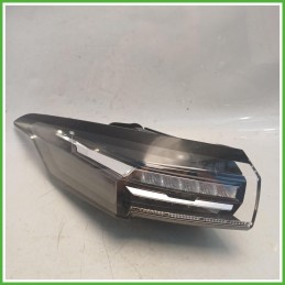 Fanale Fanalino Sinistro SX Hella 015.019.01 Peugeot 308 3 Serie 2021 9835299480 Originale Usato