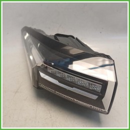 Fanale Fanalino Sinistro SX Hella 015.019.01AQ Peugeot 308 3 Serie 2021 9835299480 Originale Usato