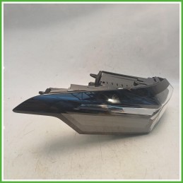 Fanale Fanalino Sinistro SX Hella 015.019.01AQ Peugeot 308 3 Serie 2021 9835299480 Originale Usato