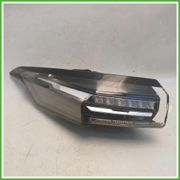 Fanale Fanalino Sinistro SX Hella 015.019.01AQ Peugeot 308 3 Serie 2021 9835299480 Originale Usato