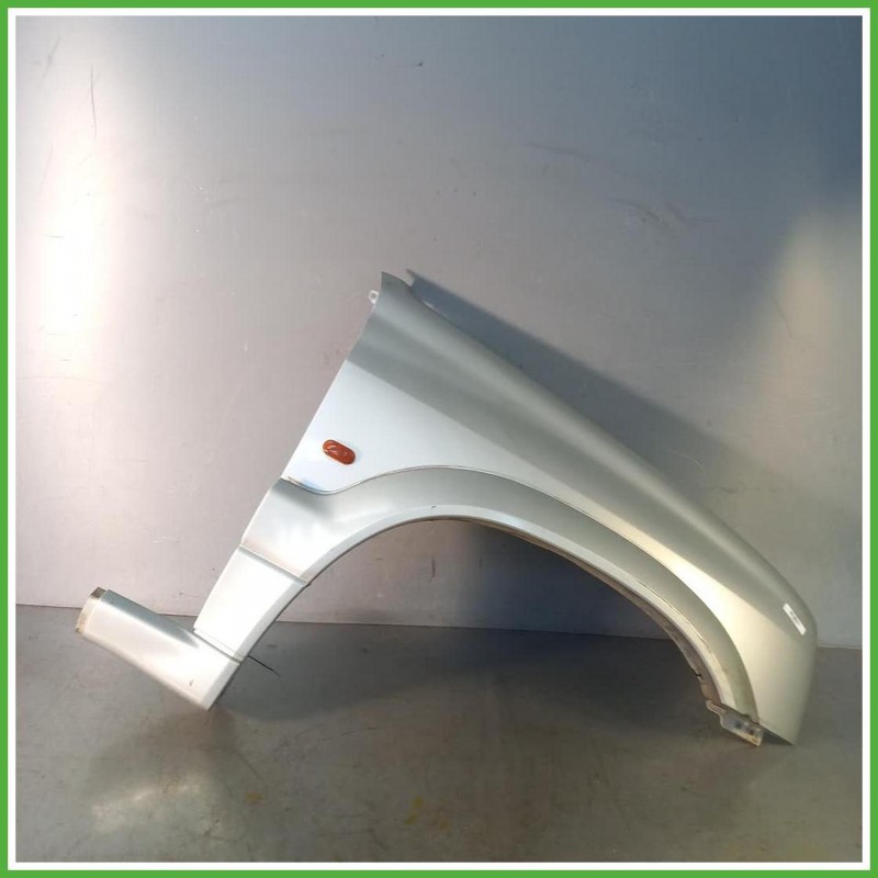 Parafango Anteriore Destro DX Suzuki Grand Vitara 1 Serie Fuoristrada 3 Porte(4x4) 2003-2005 Grigio Originale Usato