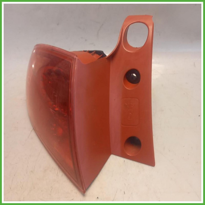 Fanale Fanalino Sinistro SX Valeo Seat Leon 1P1 2005-2010 1P0945111C Originale Usato