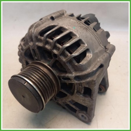 Alternatore Valeo FG15T057 Dacia Duster 1 Serie 231002949R 2013