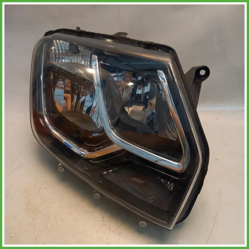 Faro Fanale Proiettore Destro DX Automotive Lighting Dacia Duster 1 Serie 2013 260100156R Originale Usato
