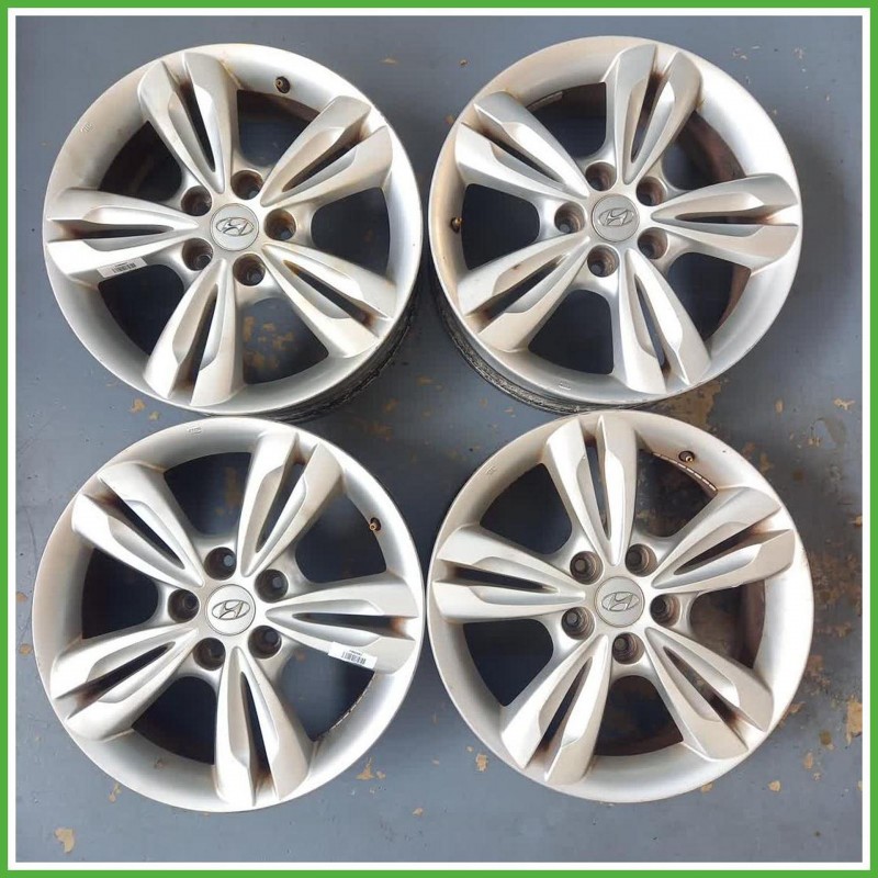 Cerchi in Lega Hyundai ix35 17 pollici 17 6.5J 5x114.3 ET48 4pz 529102S210 Originale Usato