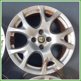 Cerchi in Lega Alfa Romeo MiTo 17 pollici 17 6.0J 5x98 ET39 4pz 156085106 Originale Usato