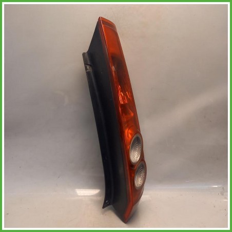 Fanale Fanalino Destro DX  Ford Fiesta 5 Serie 2002-2008 1324561 Originale Usato