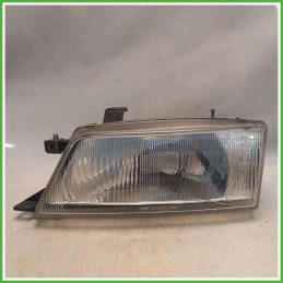 Faro Fanale Proiettore Sinistro SX Koito 10-32018 Suzuki Baleno 1 Serie SW 1996-1999 3532065G10000 Originale Usato