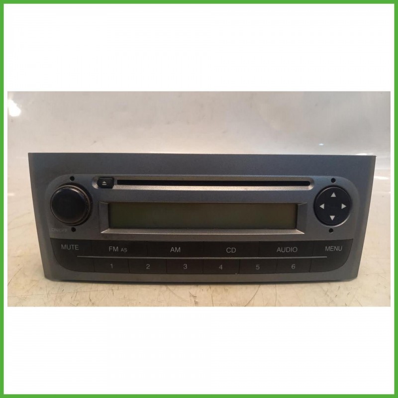 Autoradio Fiat Grande Punto 1.3 MJTD Dynamic 16v. 735410727 2005-2010 Grundig 28171069
