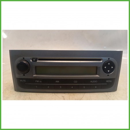 Autoradio Fiat Grande Punto 1.3 MJTD Dynamic 16v. 735410727 2005-2010 Grundig 28171069