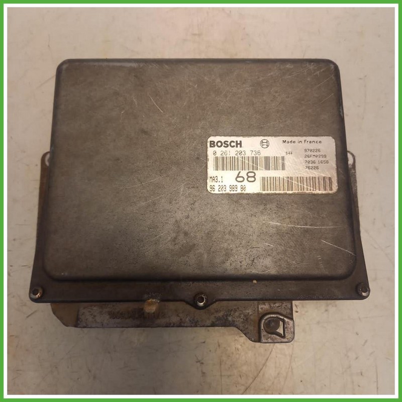 Centralina Motore Iniezione ECU Bosch 0261203736 Citroen Saxo 1.1 1929QF Benzina 1996-2000