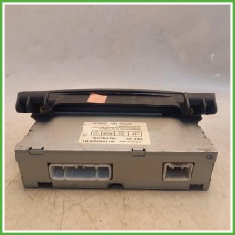 Autoradio Toyota Yaris France 1 Serie 1.0 VVTi 16v. 861200D070 2001-2003 Toyota 86110-0D020-B1