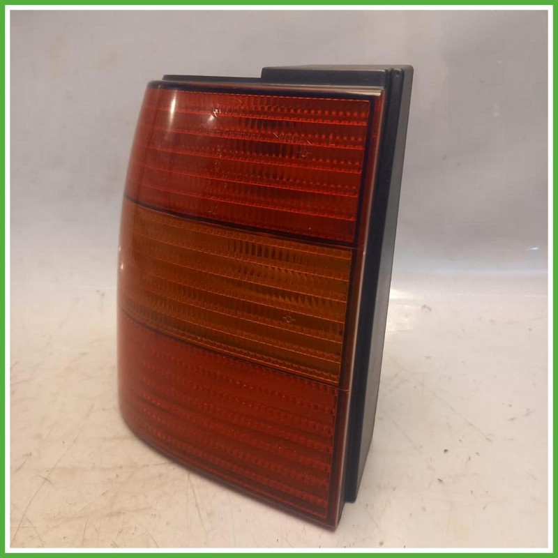 Fanale Fanalino Sinistro SX Hella Volkswagen Passat 3 Serie Variant 1993-1994 3A9945111 Originale Usato