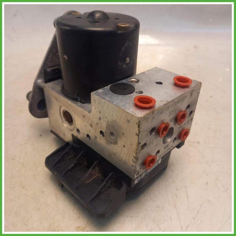 Centralina ABS Modulo Pompa Bosch 0265217401 A0014318012 Mercedes Classe C W202 1997-2000 Originale Usato