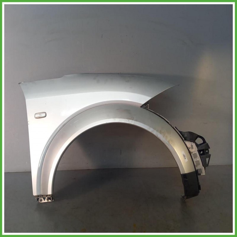 Parafango Anteriore Destro DX Audi A2 8Z0 Berlina 5 Porte 2000-2002 Grigio Originale Usato