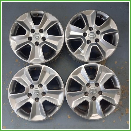 Cerchi in Lega Dacia Duster 1 Serie 16 pollici 16 6.5J 5x114.3 ET50 4pz 403000409R Originale Usato