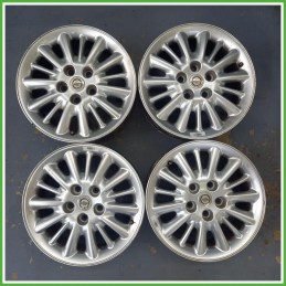 Cerchi in Lega Chrysler Voyager 3 Serie 16 pollici 16 6.0J 5x114.3 ET40 4pz K04721235AA Originale Usato