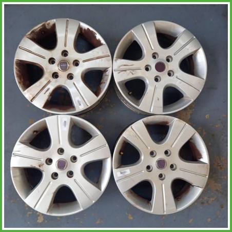 Cerchi in Lega Fiat Sedici 16 pollici 16 6.0J 5x114.3 ET50 4pz 71742690 Originale Usato
