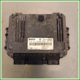 Centralina Motore Iniezione ECU Bosch 0281011390 Renault Megane 2 Serie 1.9 DCi 8200349846 Gasolio 2002-2008