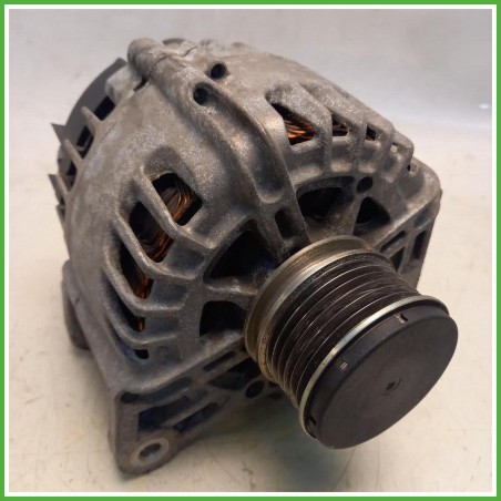 Alternatore Valeo TG12C094 Dacia Duster 1 Serie 231008017R 2010-2013