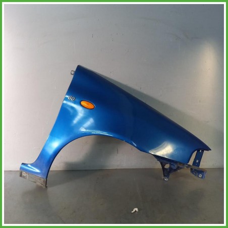 Parafango Anteriore Destro DX Fiat Punto 1 Serie Berlina 3 Porte 1993-1996 Blu Originale Usato