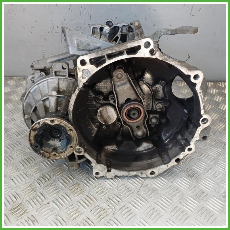 Cambio Manuale Volkswagen Golf 5 Serie 1.9 TDi BLS Originale Usato