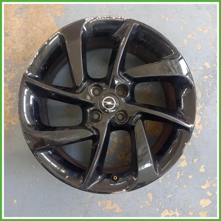 Cerchio Singolo in Lega Opel Adam 17 pollici 17 7.0J 4x100 ET44 1pz 13356218 Originale Usato al pz