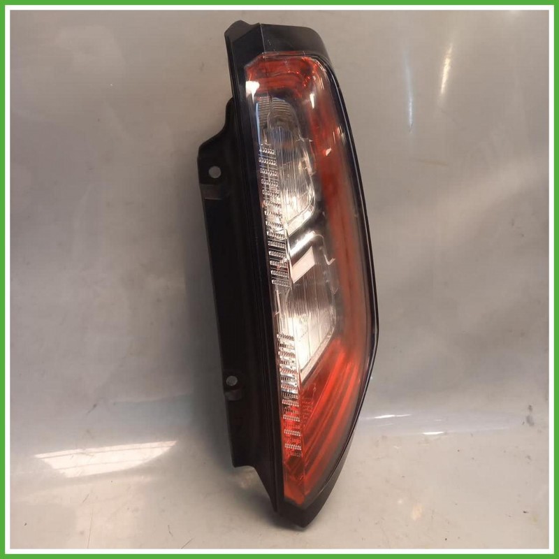 Fanale Fanalino Destro DX Automotive Lighting 20393999 Fiat Punto Evo 2009-2011 51927094 Originale Usato