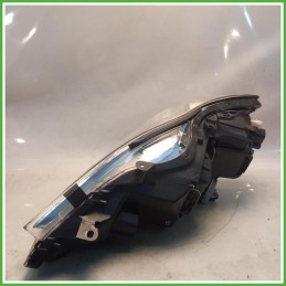 Faro Fanale Proiettore Destro DX  Lexus Serie IS 2 Serie 2010 8113053261 Originale Usato