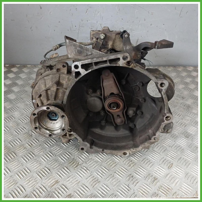 Cambio Manuale Volkswagen Caddy 3 Serie 1.9 TDi BJB Originale Usato