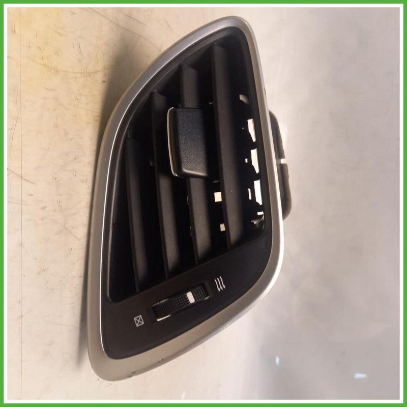 Bocchetta Climatizzazione Anteriore Suzuki Baleno 2 Serie 1.2 DualJet 16v. 73640M68P00 2016-2020