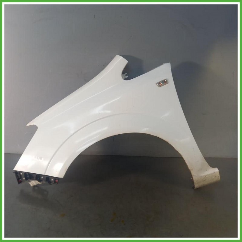 Parafango Anteriore Sinistro SX Opel Zafira B Multispace 5 Porte 2010-2011 Bianco Originale Usato