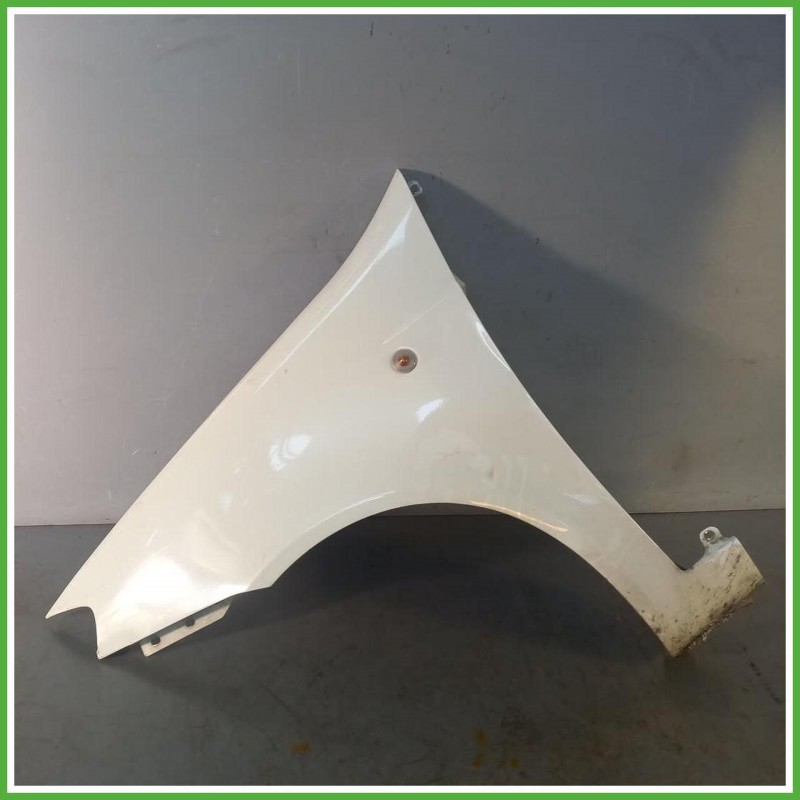 Parafango Anteriore Sinistro SX Fiat Punto 2 Serie Berlina 5 Porte 2007-2011 Bianco Originale Usato