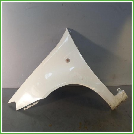 Parafango Anteriore Sinistro SX Fiat Punto 2 Serie Berlina 5 Porte 2007-2011 Bianco Originale Usato