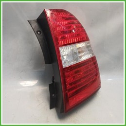 Fanale Fanalino Destro DX Hella 009927-02 Kia Sportage 2 Serie 2004-2010 924021F011 Originale Usato