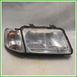 Faro Fanale Proiettore Destro DX Hella Audi A3 8L1 1996-2001 8L0941030 Originale Usato