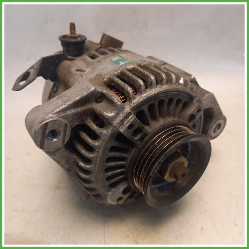 Alternatore Denso 102211-1950 Toyota Yaris Japan 1 Serie 2706021030 1999-2002