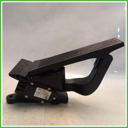Pedale Pedaliera Hyundai ix35 2.0 CRDi VGT 16v. 327002S100 2009-2013