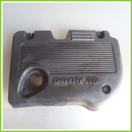 Coperchio Copri Motore FIAT Punto (1N/1P) 1.9 Diesel (1999) 90106 46804933 Usato