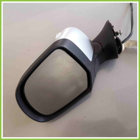 Specchietto Retrovisore SX Grigio  DACIA Duster (2010) 40056401:tiptap Usato