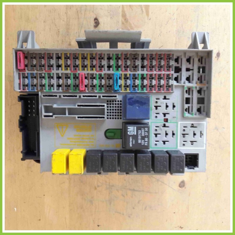 Body Computer Centralina Modulo BCM BSI BSM GENERAL MOTOR 90589965 OPEL ZAFIRA T98 Z18XE