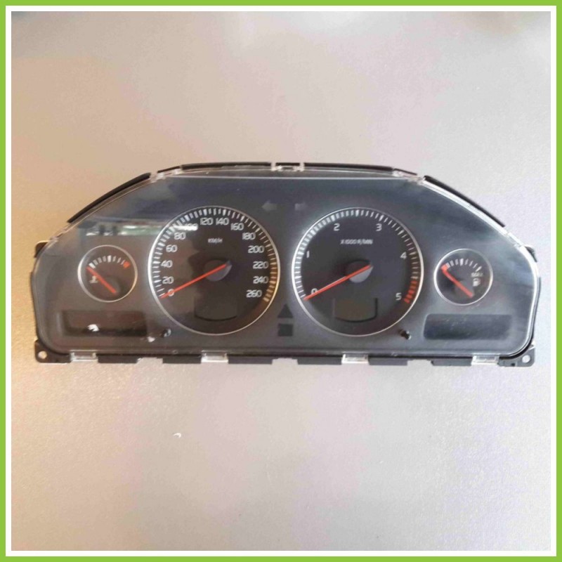 Quadro strumenti contachilometri tachimetro 8673262 VOLVO V70/XC70 8602764
