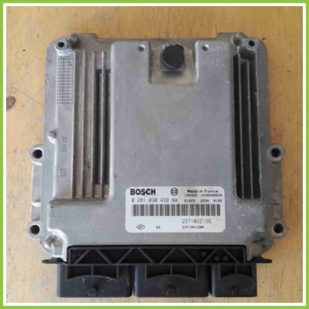 Centralina Motore Iniezione ECU BOSCH 0281030438 RENAULT CLIO 4a Serie 1.5 DCI 237102213R Diesel 2012