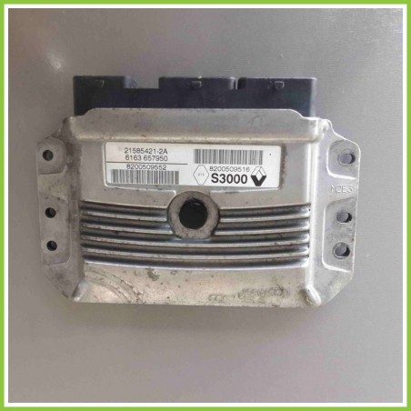 Centralina Motore Iniezione ECU JOHNSON CONTROLS 21585421-2A RENAULT MEGANE 2a Serie 1.6 16V 8200509516 Benzina 2006