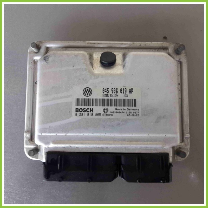 Centralina Motore Iniezione ECU BOSCH 0281010865 VOLKSWAGEN POLO 9N 045906019AP AMF