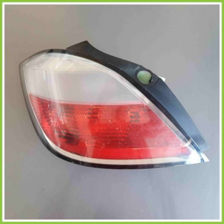 Fanale Posteriore Sinistro (SX) OPEL Astra (2004) 93182992 Usato