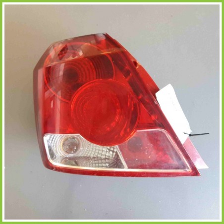 Fanale Posteriore Sinistro (SX) CHEVROLET (DAEWOO) Kalos (2005) 96540268 Usato
