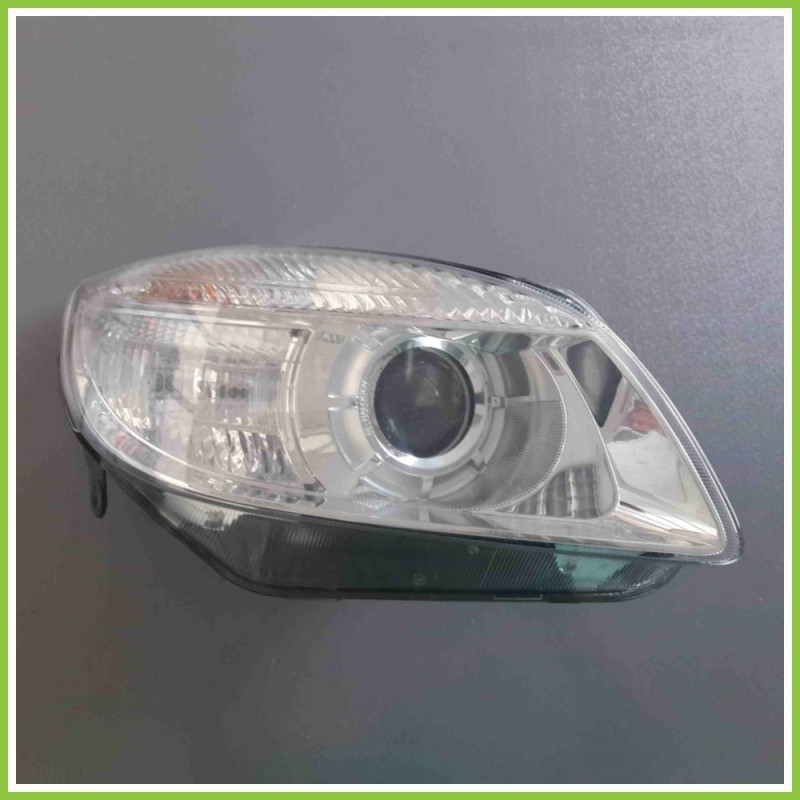 Faro Fanale Proiettore HELLA 5J194016A SKODA FABIA -54 BNM